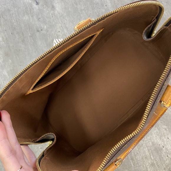 Louis Vuitton Vintage Alma MM Monogram Canvas - Picture 7 of 12